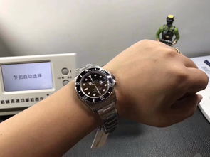 二手奢侈品市場探秘 精品表、服裝、鞋帽、箱包與珠寶的批發與發售